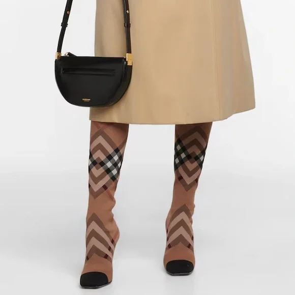 BURBERRY KNITTED CHECK SOCK BOOTS BIRCH BROWN NEW 37.5 7.5 - Picture 9 of 12